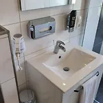 Apartmán Kernsaniertes In Ruhiger Und Zentraler Lage By Interhome Wilhelmshaven
