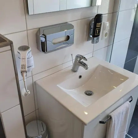 Apartmán Kernsaniertes In Ruhiger Und Zentraler Lage By Interhome Wilhelmshaven